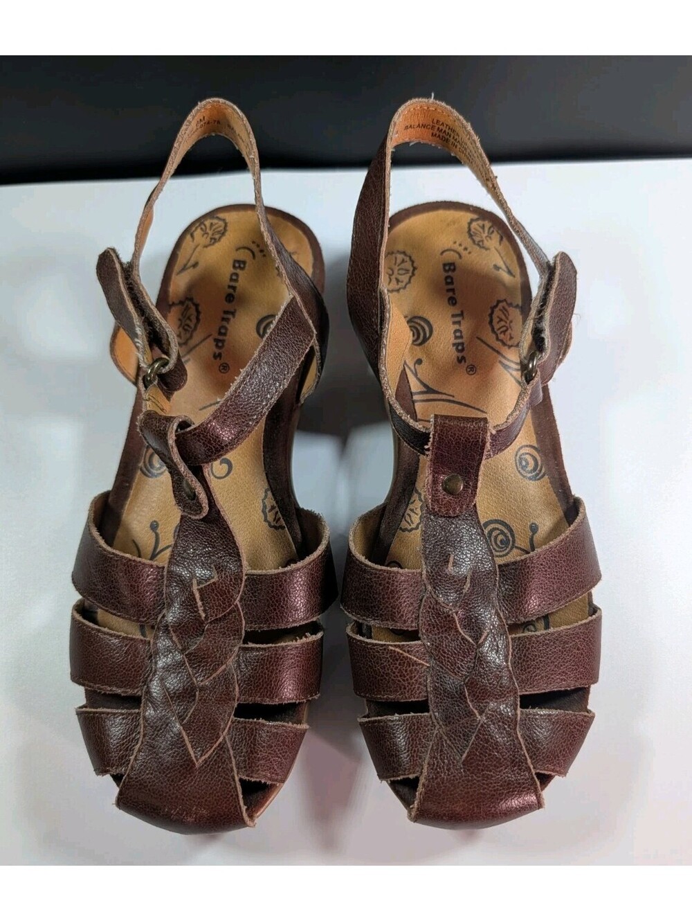 Bare Traps Womens 6M Brown Leather Rexie Fisherman Closed Toe Comfort Sandals